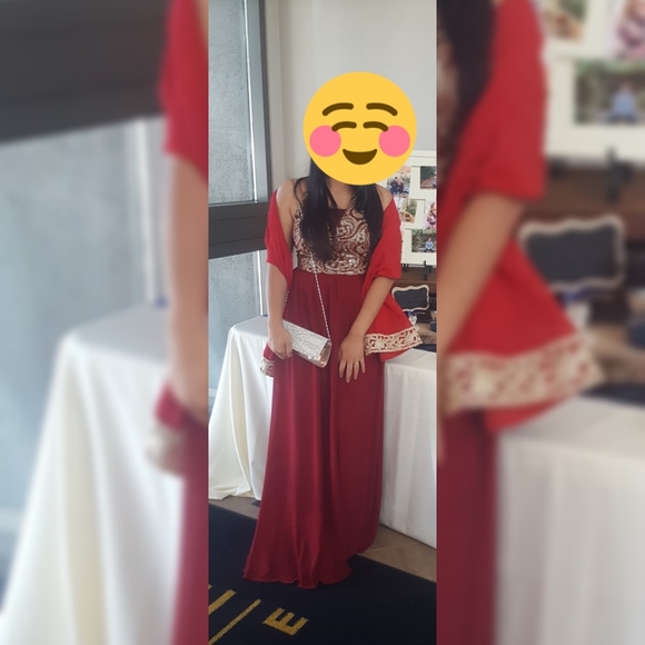 Formal dress - Picture 2 of 3